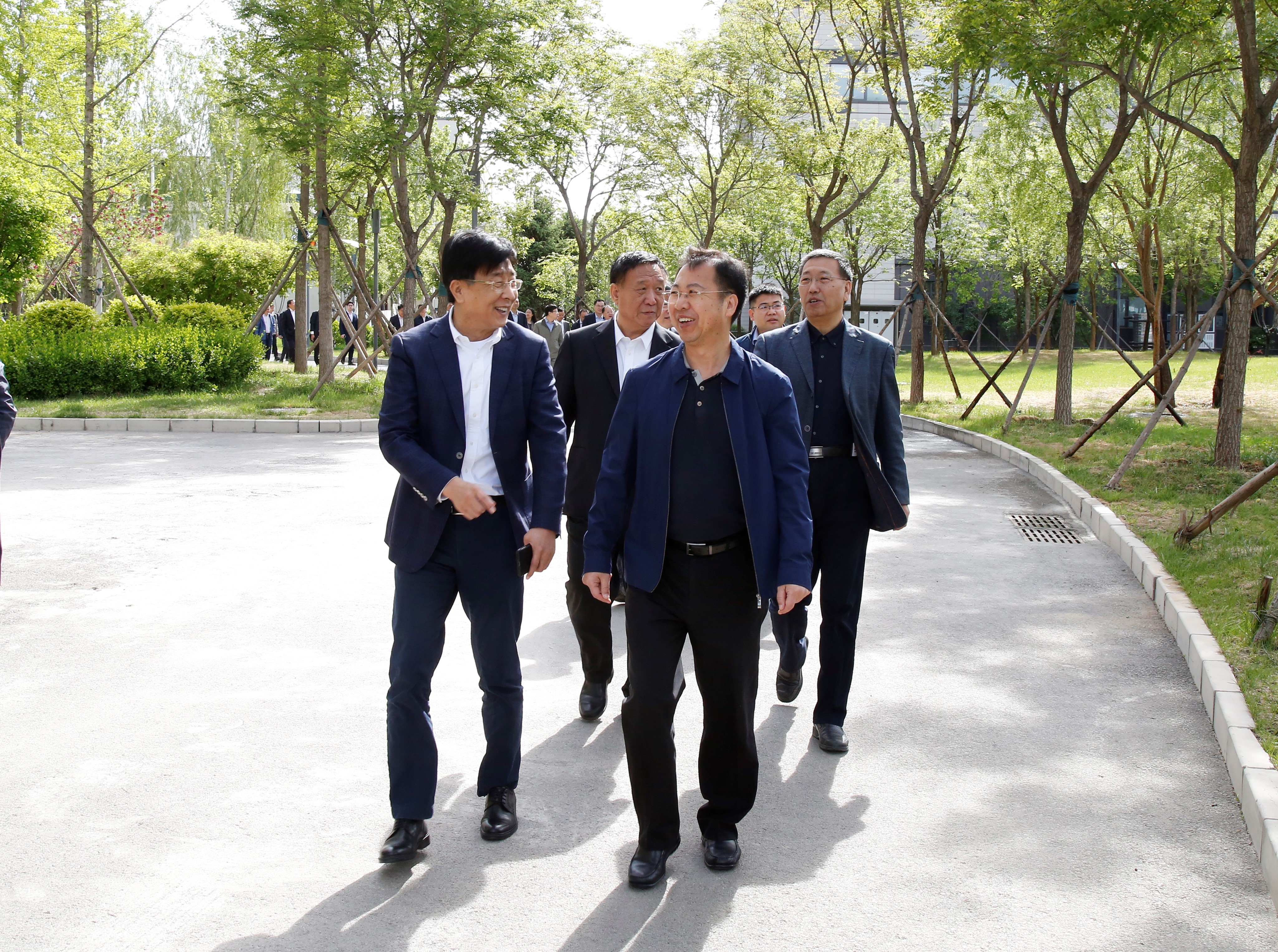 中国钢研党委书记、董事长张少明一行到访完美网页版集团