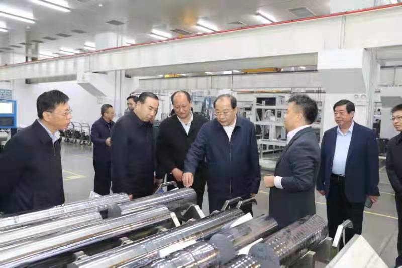 德州市委书记田卫东到山东完美网页版半导体调研